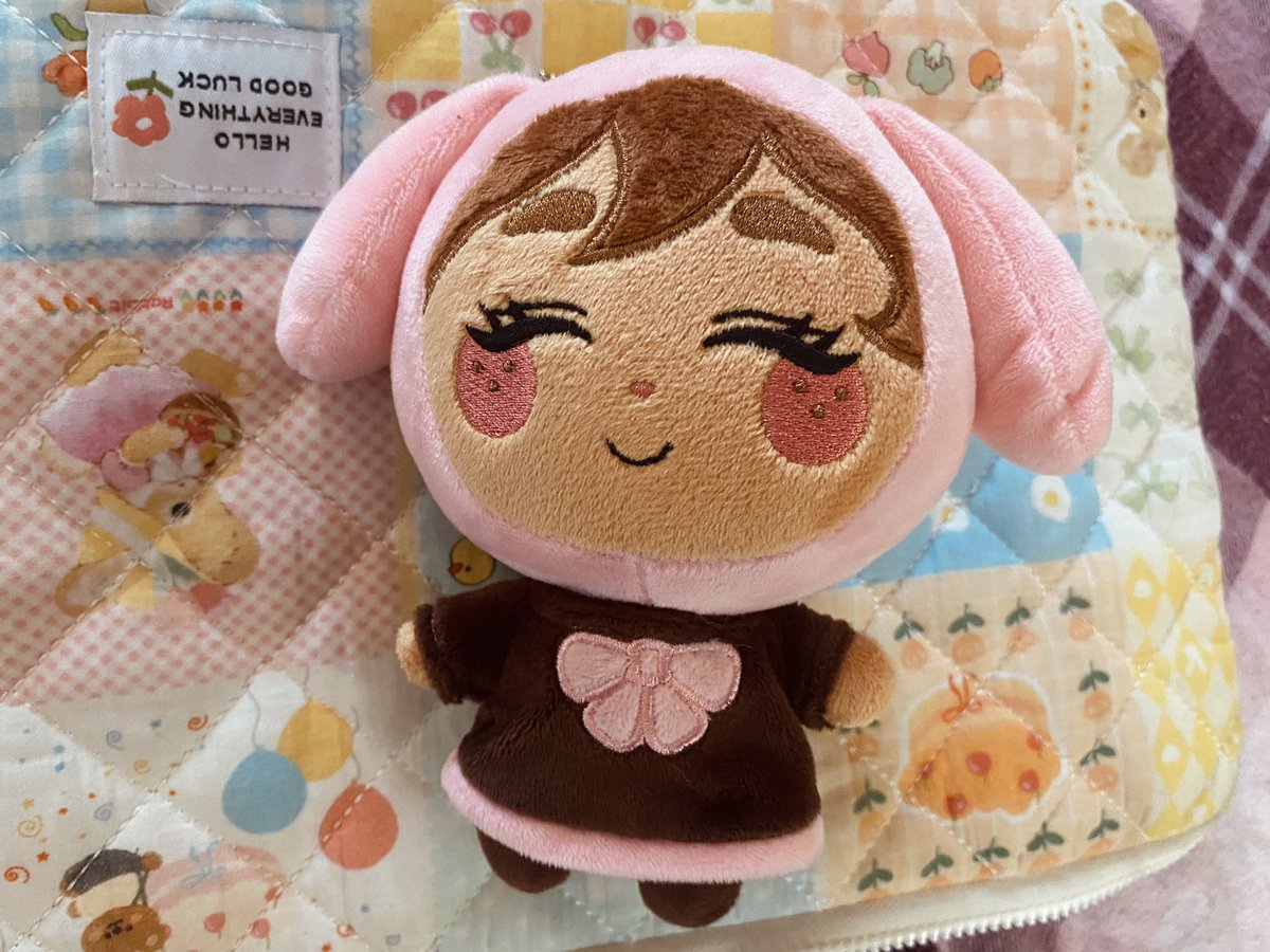 beverlylove's tweet photo. plush charms 🐰 🐺 https://t.co/TLfVLG5amX