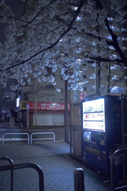 WhiteKrist2280's tweet photo. 疲れた。仕事が思うように進まない。午前中から上司に急かされて、昼休みも潰された。ランチも諦めて、空腹のまま午後を迎える。明日は休みだから耐えるけど、平日はこんな感じ。ストレスが溜ま https://t.co/CmeG0dgnIz