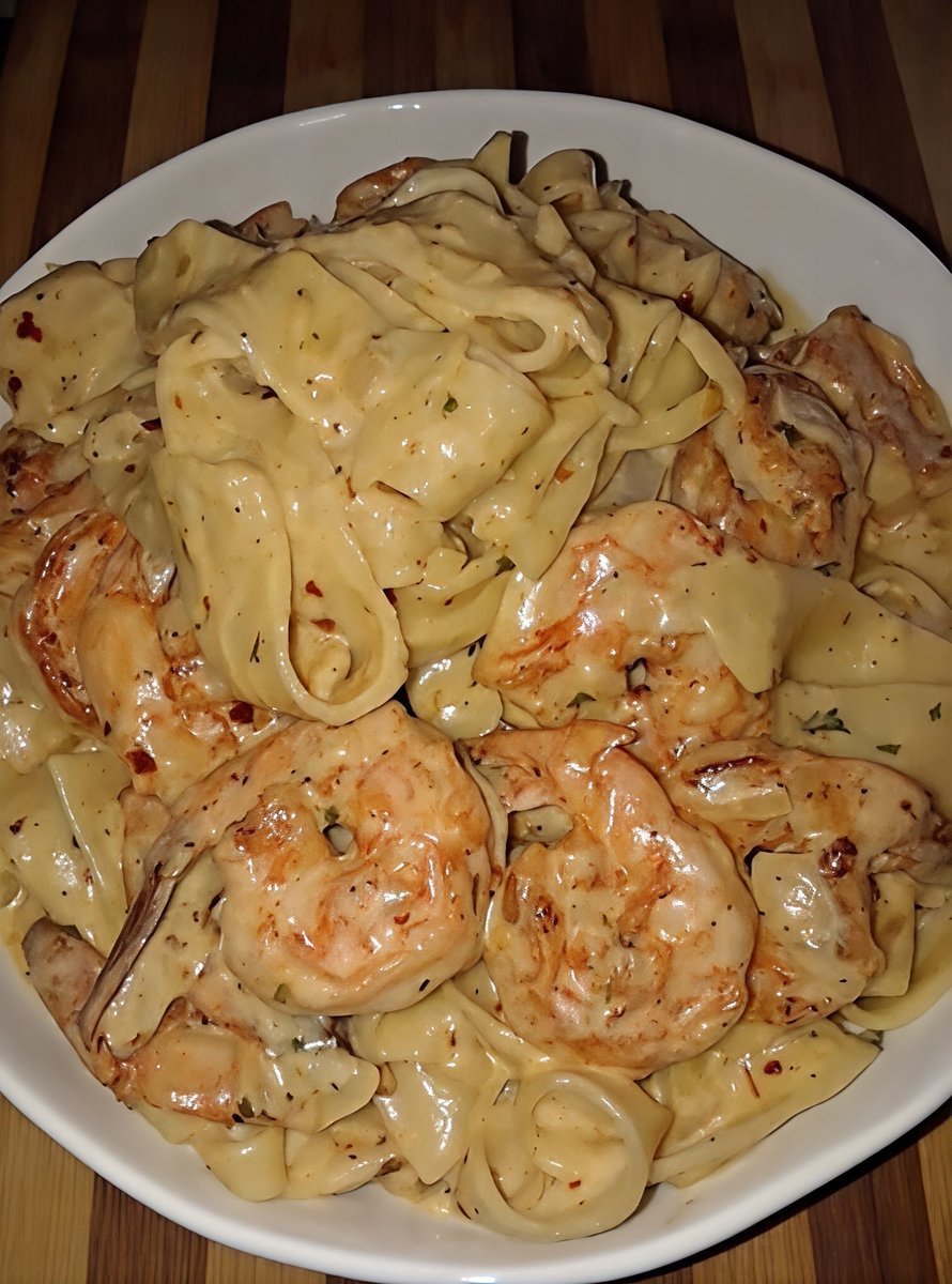 Nora_riv90's tweet photo. you know what else makes a creamy pasta noise as well? https://t.co/1N5BQO5MHO