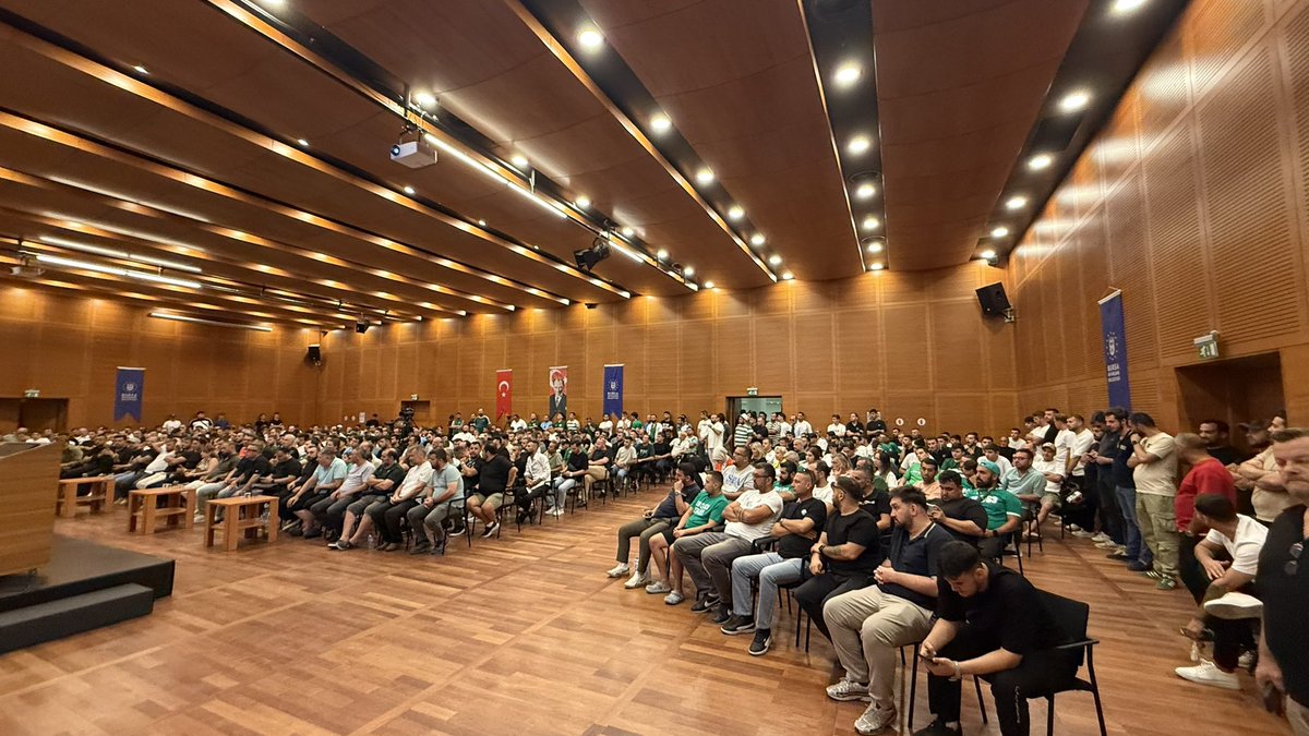 teksasorg's tweet photo. YAŞASIN BURSASPOR MÜCADELEMİZ! https://t.co/le3mlML1xh