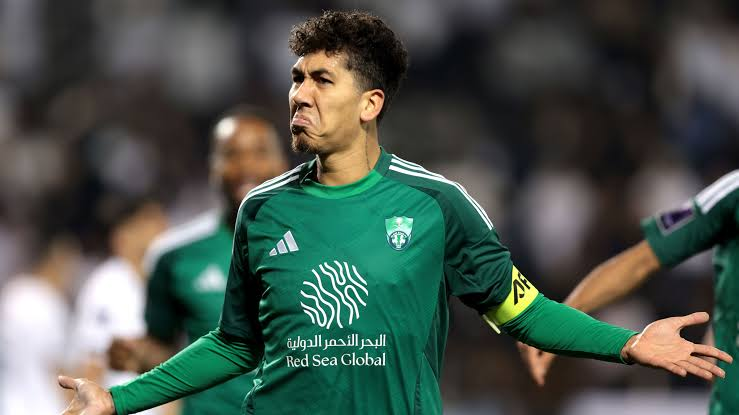BastenFUT_'s tweet photo. Galera , esquece o Icardi.

Esse é o Projeto! Roberto Firmino como o 9 do Vasco, entrega a camisa 10 pra ele com o nome dele escrito ROBERTO

Apenas veja a mágica acontecer.

Encaixa como uma luva no esquema do Pedro Emanuel, o famoso FACILITADOR DE JOGADAS ! https://t.co/Yt2zjN7SJU