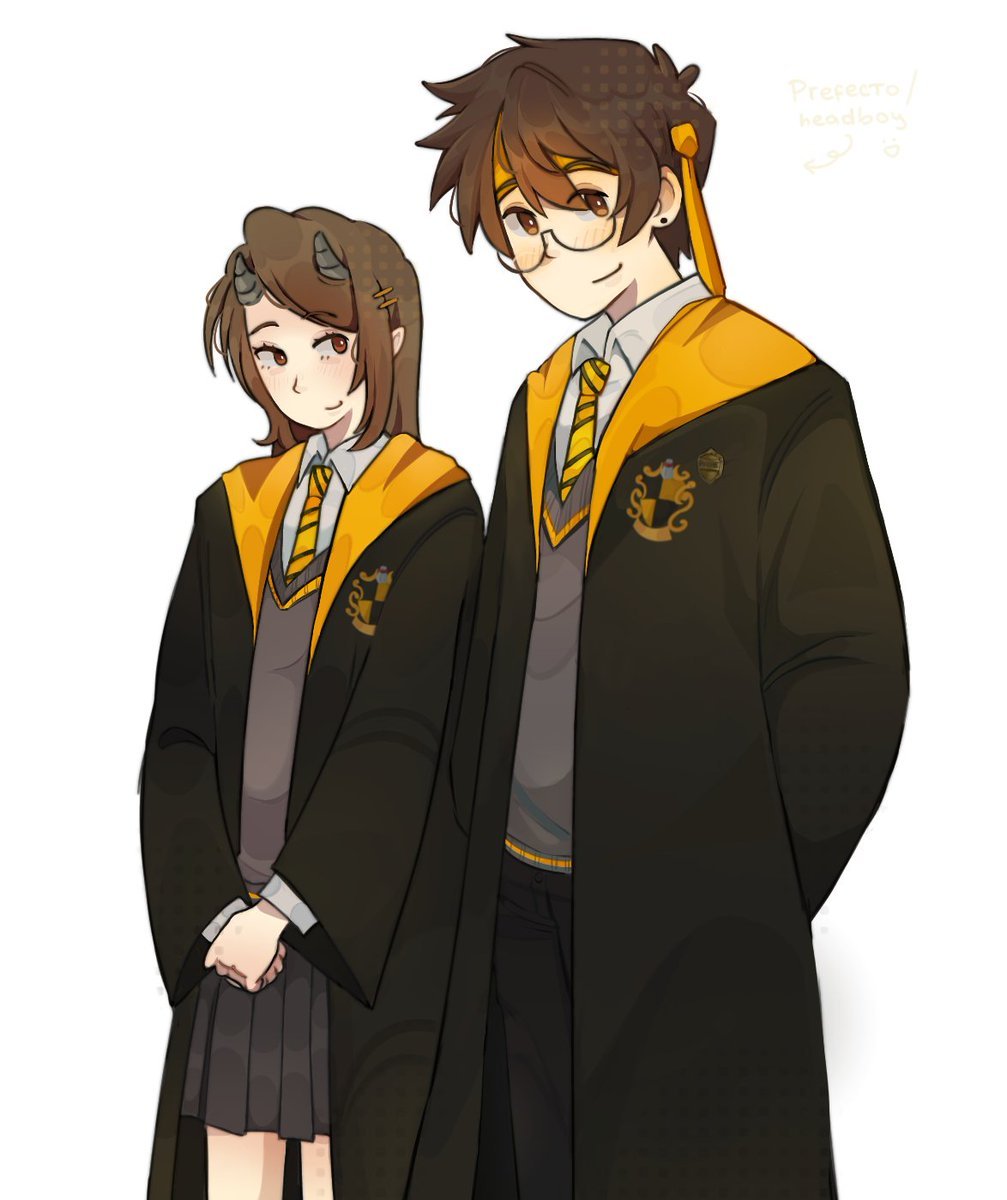 beetlebumloser's tweet photo. #tinyduo as hufflepuffs :3 https://t.co/I83n627Sga