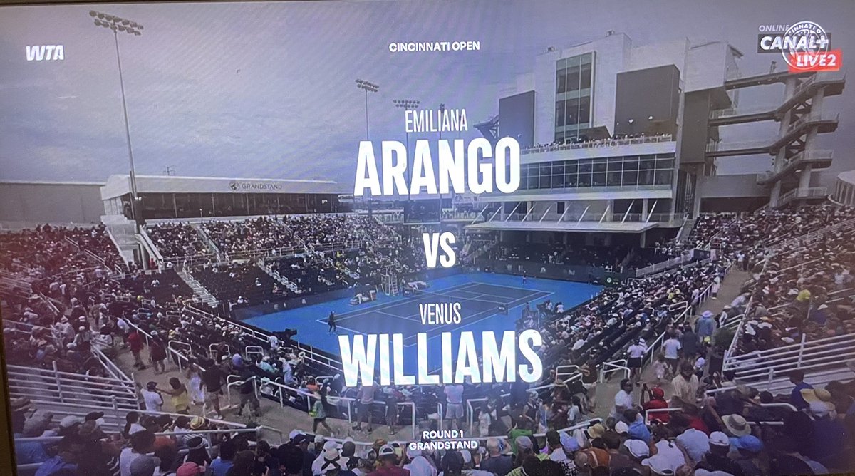 PasjonatSportu1's tweet photo. Najciekawszy z punktu widzenia polskich kibiców mecz drugiego dnia @CincyTennis. Pojedynek Venus #Williams z Emilianą #Arango wyłoni rywalkę Igi #Świątek w drugiej rundzie #CincyTennis. @TenisklubPL https://t.co/sfboihwqNH