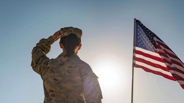 ZachRussellSF's tweet photo. Ready for a great weekend to enjoy sunshine and smiles! Thankful for our great country and those who defend it! #TGIF #SaluteTheTroops #BackToSchool 🇺🇸🇺🇸🇺🇸 https://t.co/pN0dUkilFT