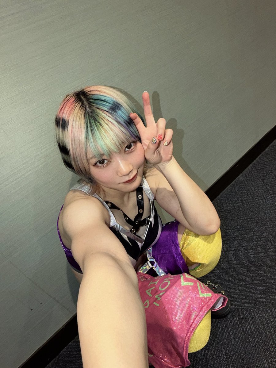 Karafuruna_Hana tweet picture
