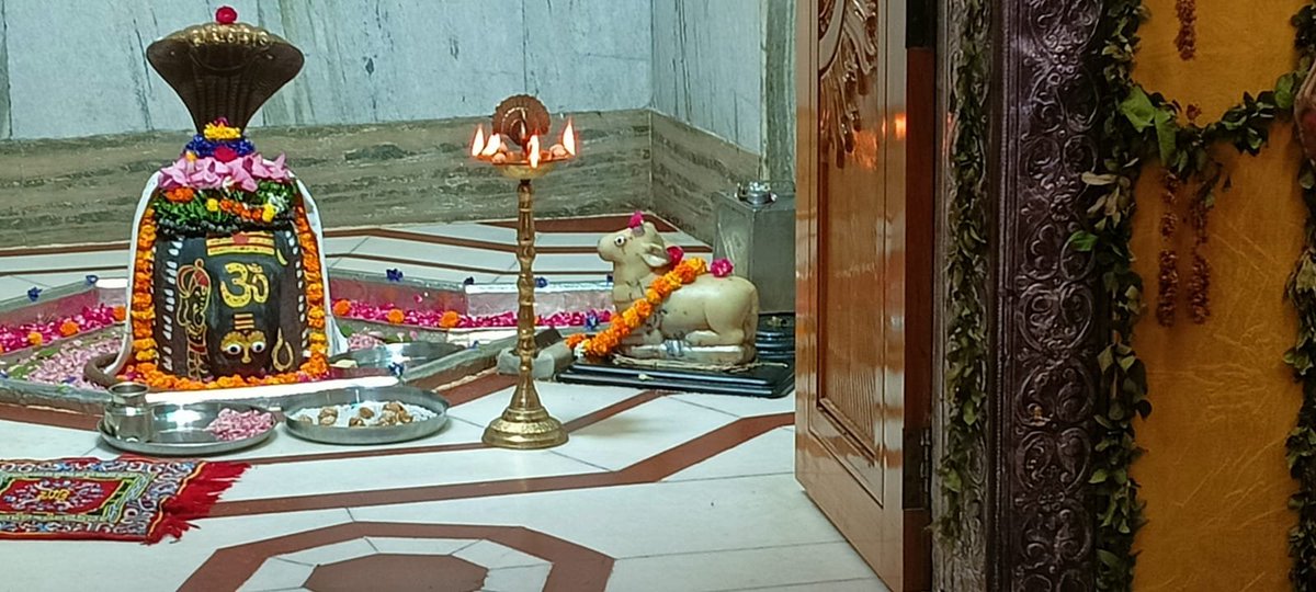 Extracricketer's tweet photo. हर हर महादेव https://t.co/6n0sbhTFav