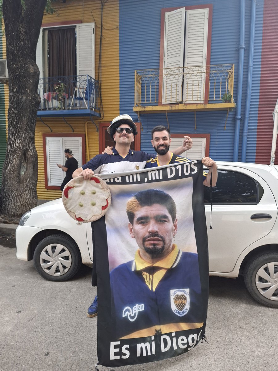 ArielMatiasGri1's tweet photo. Ademas de ser un gran socio e hincha, Pedrin es un gran militante de Boca. De su cultura, de la Bombonera y del barrio. Un tipo solidario que ayuda y le mete garra todo por y para el club. La vida nos encuentra laburando juntos en este barco para la reconstrucción del nuevo Boca. El Boca que conocimos y que soñamos recuperar, lejos de los agravios y la grieta de la politica nacional que nos llevó a la decadencia institucional y futbolistica. Aguante Boca 💙💛💙