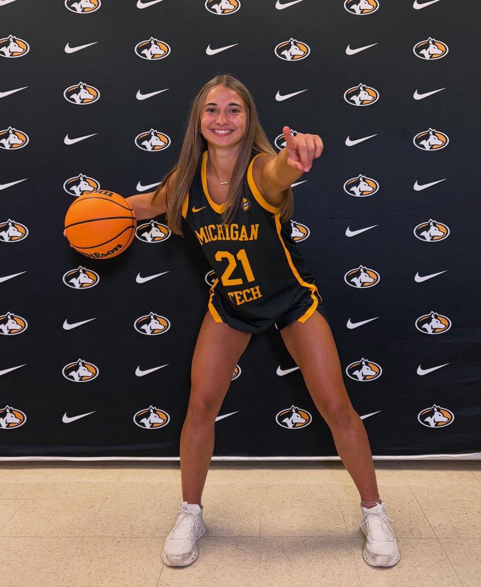 AllieNeuenfeldt's tweet photo. After a great visit to Michigan Tech, I’m excited to share that I have received an offer to play basketball at the next level! Thank you @mtuwbb for believing in me and for the awesome day on campus!🖤💛 #gohuskies

@WiFlightElite @DPGirlsBB @BlueprintPlayer https://t.co/IopEt54dzN