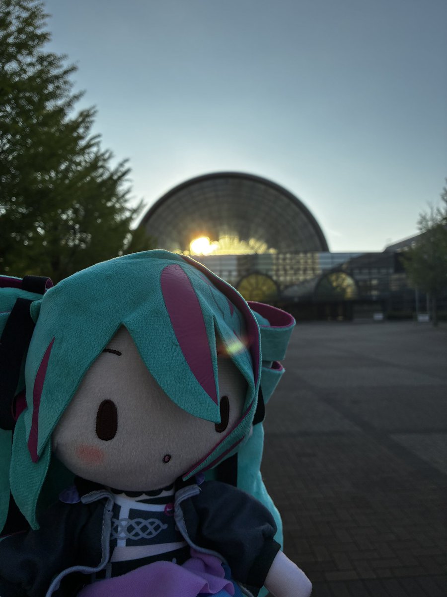 tentativeVRC's tweet photo. オハヨーハヨー☀️
今日はマジミラのため1日不在 https://t.co/q5urPef6iA