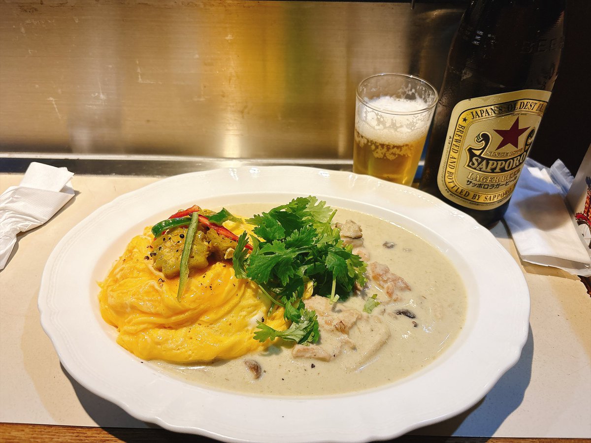 rd_niczl_080nir's tweet photo. @tsubamegumi____ 
昨日は珍しくオープン突だったので
久しぶりにカレー少なめごはん、旨し
その後だらだら酒 https://t.co/PspCXsZXng