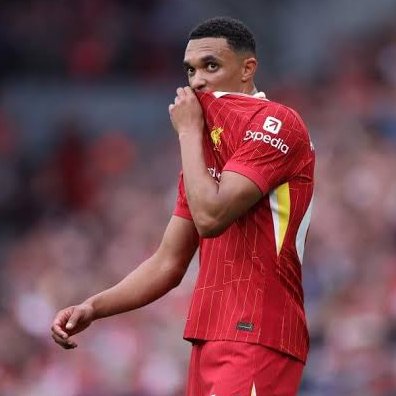 MadridSports_'s tweet photo. Leo decir que si el Madrid no ficha, Mourinho podría utilizar a Trent Alexander-Arnold como mediocentro

Eso ya lo hizo el Liverpool y también lo probó durante un año Southgate en Inglaterra. Pista: salió mal. Que tenga un gran desplazamiento y golpeo no significa que automáticamente sea un buen centrocampista