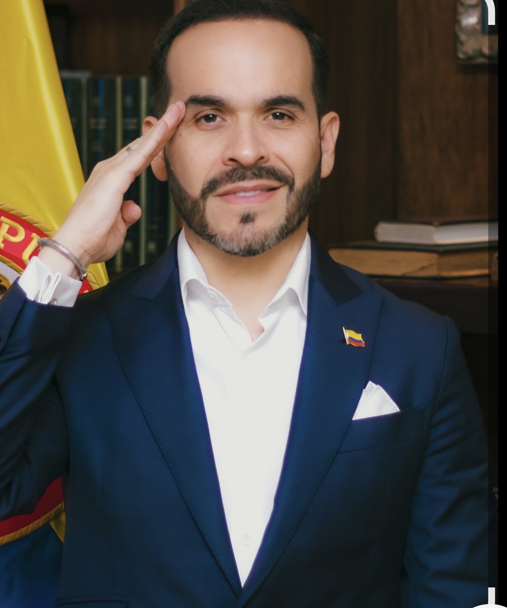 escape_bay's tweet photo. Como uña y mugre los choleros de Trump https://t.co/hBWksTLn60