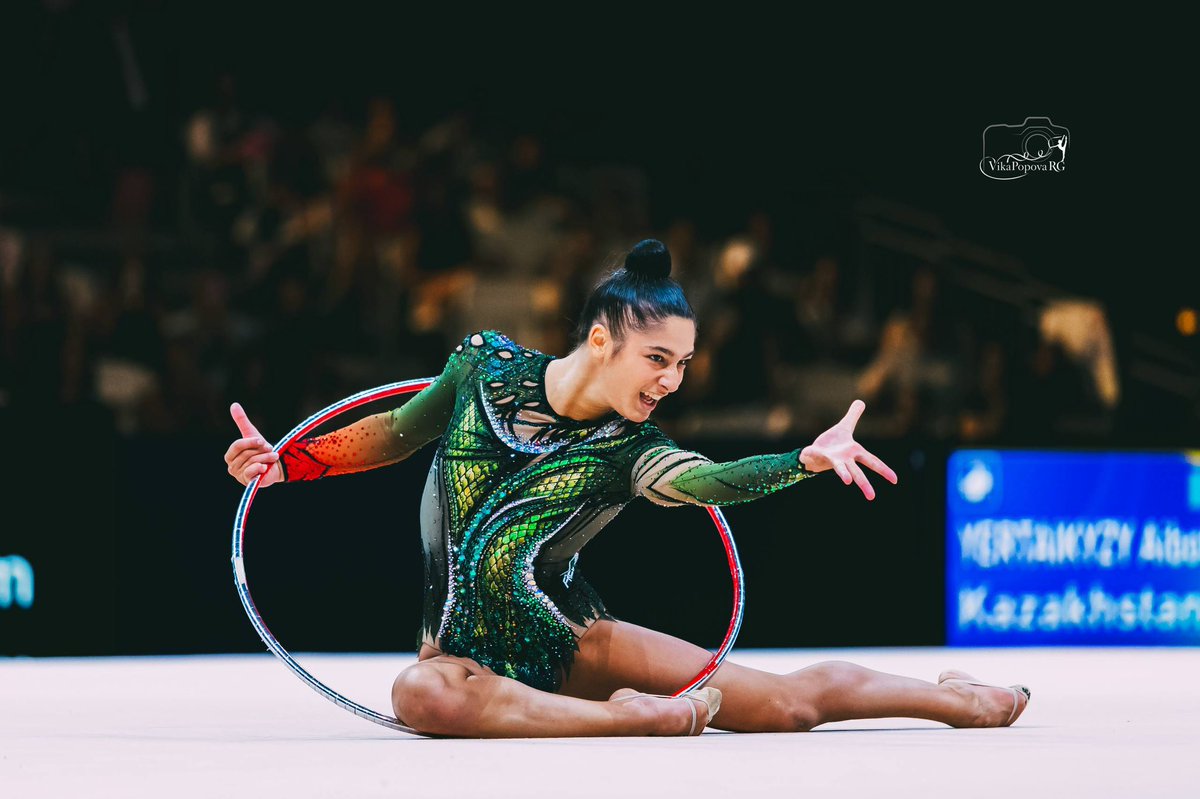 chicanespivot's tweet photo. E PER LA QUARTA VOLTA CONSECUTIVA, SOFIA RAFFAELI SI CONFERMA SUL PODIO MONDIALE!!! UNA GARA MAGISTRALE, BATTENDO GINNASTE DI ALTISSIMO LIVELLO, IMMENSA SOFIA❤️ #WChFrankfurt2026 https://t.co/5XvZaZ6Sk2