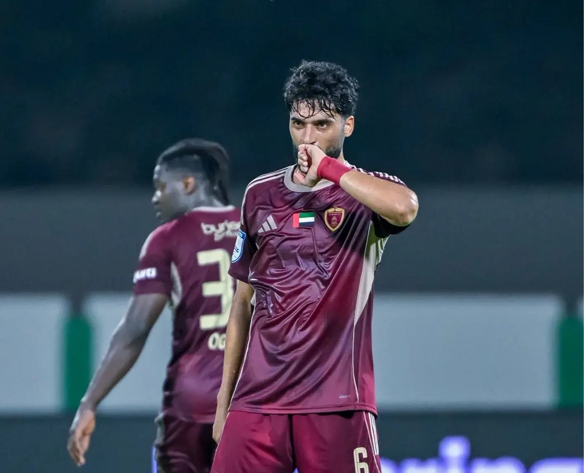 el3azy22's tweet photo. الي هم مب مقتنعين فيهم
هم الي فرقوا وسجلوا 😂

ماتعبتوا من كثر مايردون عليكم كل مباراة يا نظرة فنية؟ https://t.co/kVdgaxpWyH
