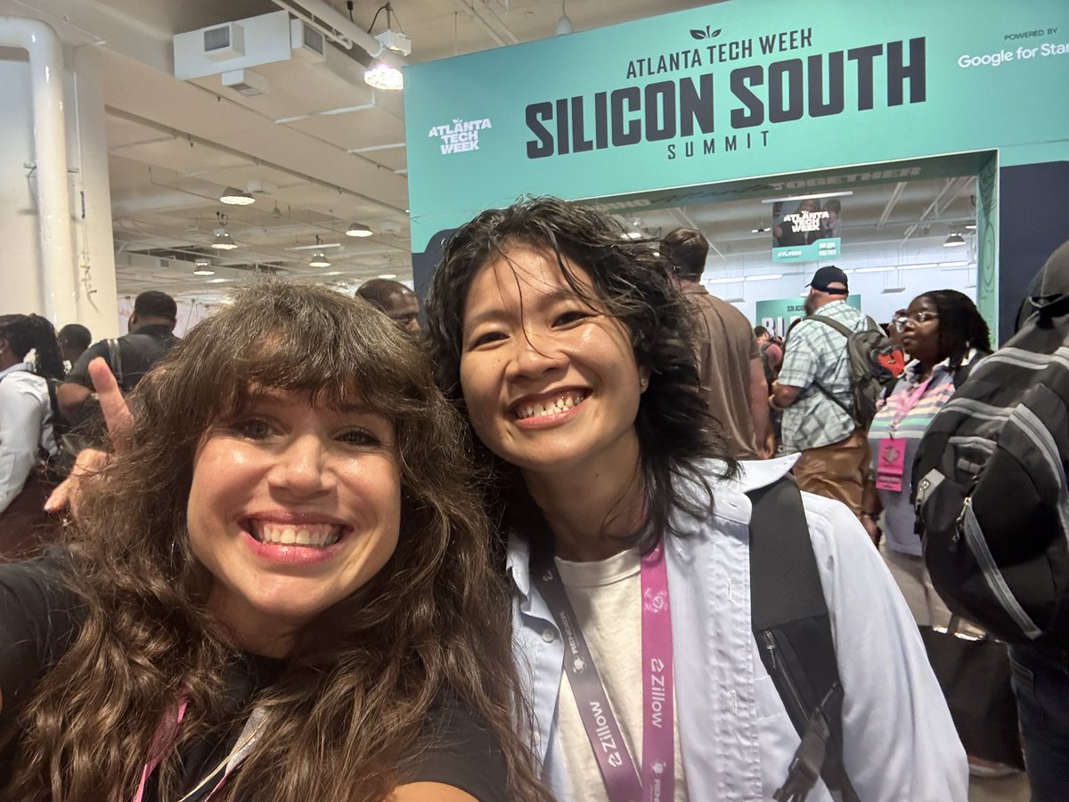 RoxanaCodes's tweet photo. Finally meeting @cindymn_codes after our coffee chat months ago was the best!
I can’t wait to troll @nerajno at his CYC talk next month!
and speaking of talks - if you haven’t seen @Ace_KYD in action what are you waiting for!
@RenderATL #renderATL https://t.co/rup1Jdzu3G