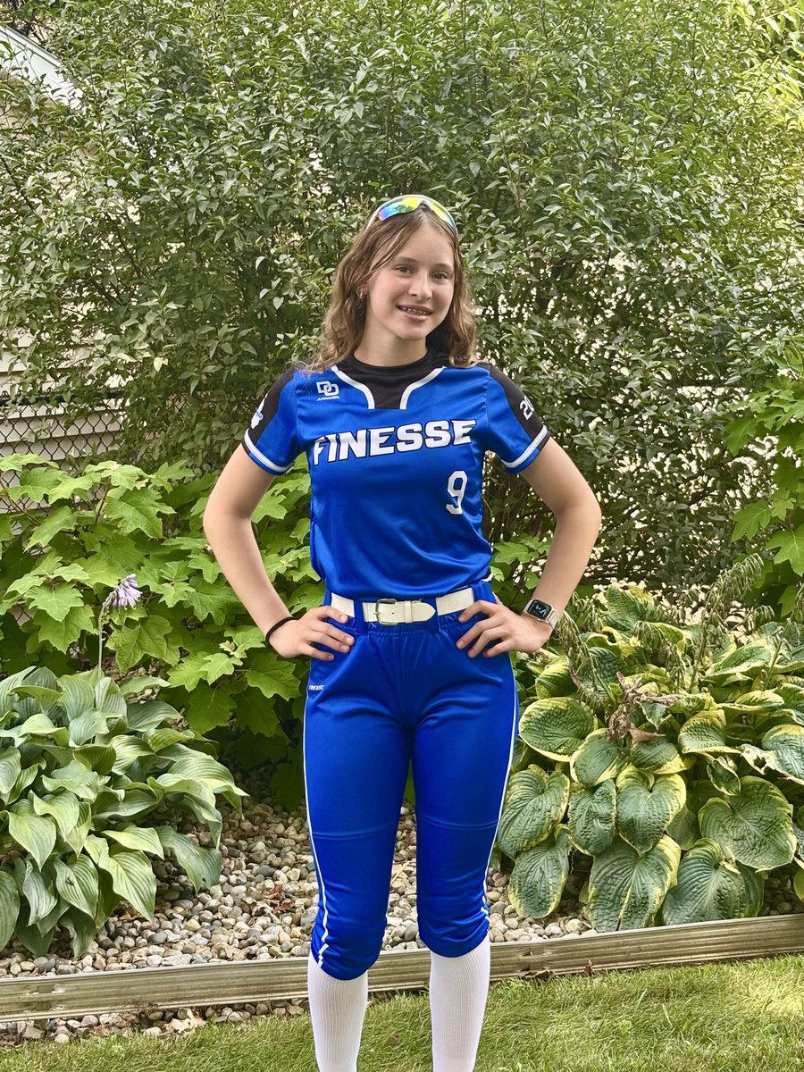 LucyV2030's tweet photo. New team! I look forward to playing with Finesse National Peters 14u this season! I’ve been preparing every day to come in and make an impact with my new teammates. Big things coming this fall! 
@FinesseOrg @04_Finesse
#grind #finessefastpitch #bettereveryday https://t.co/YllL3EvKaR