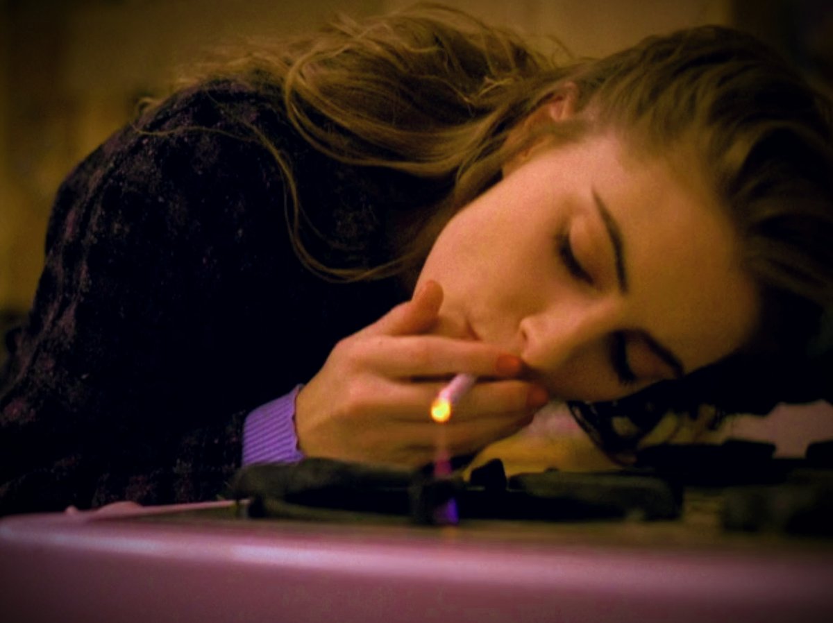 choppingwoodpod's tweet photo. Friday night in Twin Peaks https://t.co/amevEbHJKP