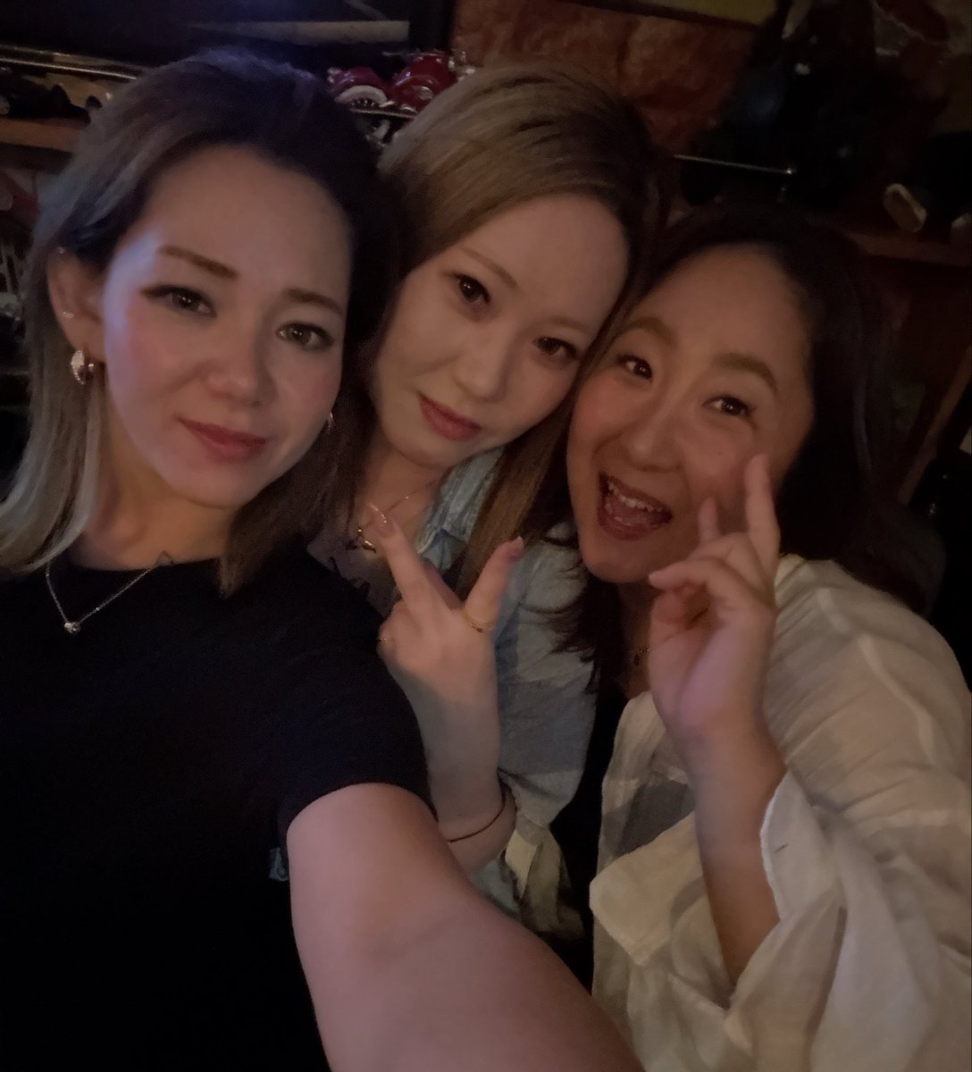 aiais21's tweet photo. おもろすぎ https://t.co/D8wUUswuWk