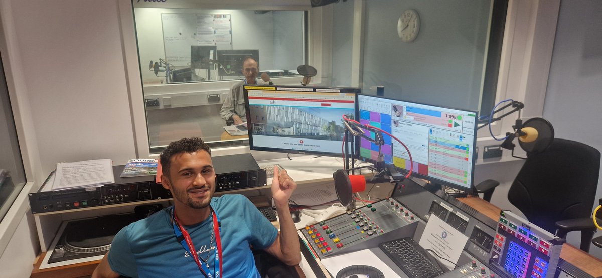 bhbsrequest's tweet photo. Theo's looking after Requestline until 10pm including Jim's local news &amp; sport at 9.30pm... Contact us for a song request... Listen on NHS wi-fi... Find wifilounge on your browser or scan the QR code on our flyer... Or put https://t.co/MyoBN0PZZ5 into your browser... https://t.co/tn49S4YbuD