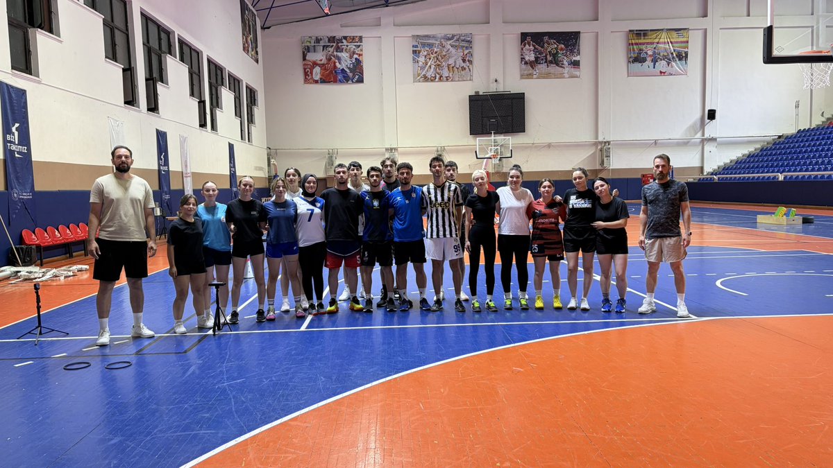 GSB_FatsaGM's tweet photo. ÖZYES’te Sınava Hazırız! 💪🔥

Özel Yetenek Sınavlarına Hazırlık Kursumuzda, ÖZYES sınavına girecek gençlerimizle son denemelerimizi de tamamladık. 🏃‍♂️🎯

Şimdi sıra hayallerin peşinden gitmekte! Başarılar gençler! 🇹🇷 https://t.co/7J5xyaUxTU