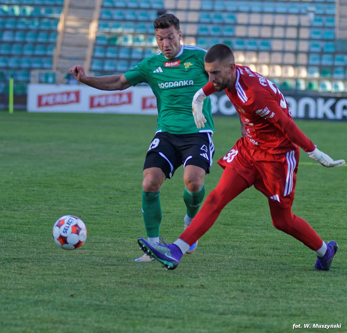 witek58's tweet photo. 14 sierpnia 2026 r.
Górnik Łęczna - Podhale Nowy Targ 5:2 (3:0)
Bramki: Deja (11), Janaszek (38), Jaroszyński (42), Hołownia (67), Rogala (79) - Marcinho (80, 86).
Fot. Witold Muszyński
Więcej: https://t.co/LJvvDQxjLw https://t.co/922ontbd3Y