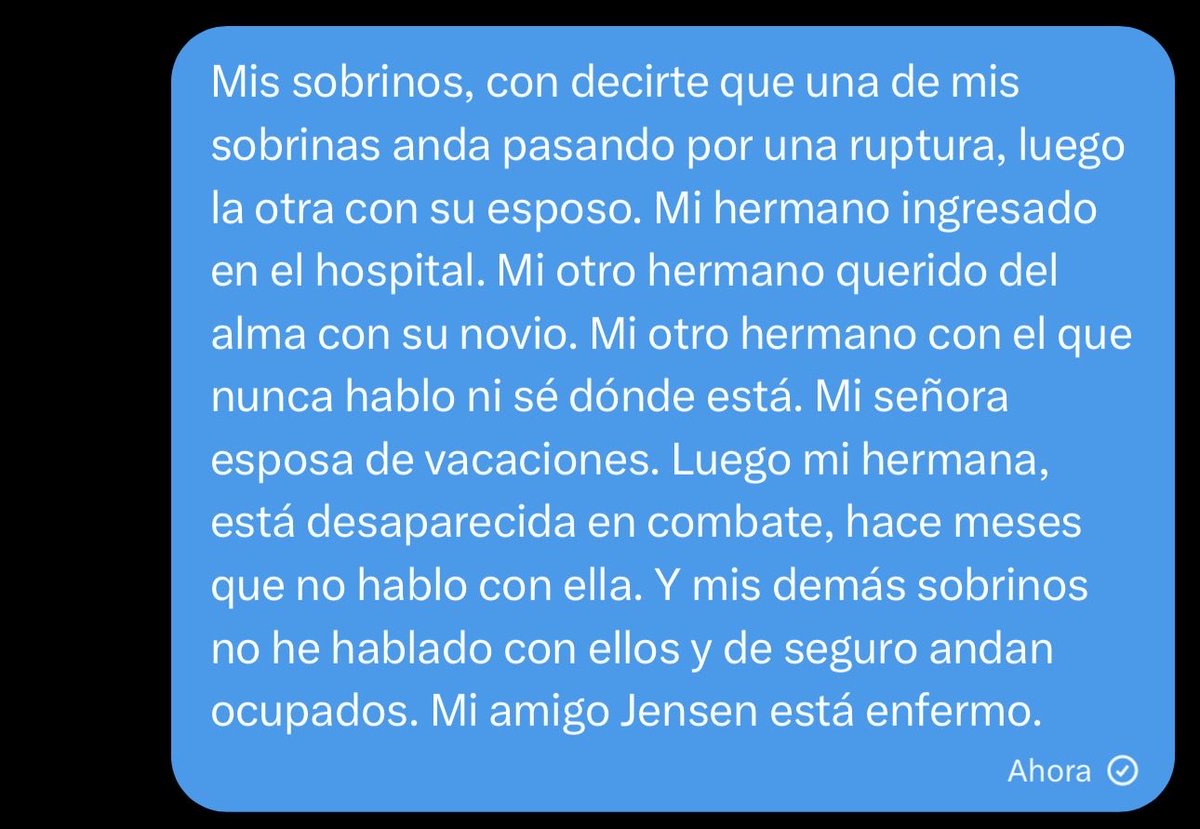 devoidad's tweet photo. Yo explicando el por qué ando como lobo solitario. 
El ingresado: @vilabadd0n 
Mis otros hermanos no anda aquí. Ni mi hermana y mis sobrinos tampoco. 
Y ya de los demás ni hablo. 
@llpeccato, enfermo. 
Y ya por último, mi esposa de vacaciones. 
@amouurelloz 

En conclusión: 👍🏼 https://t.co/SICak2tgfk