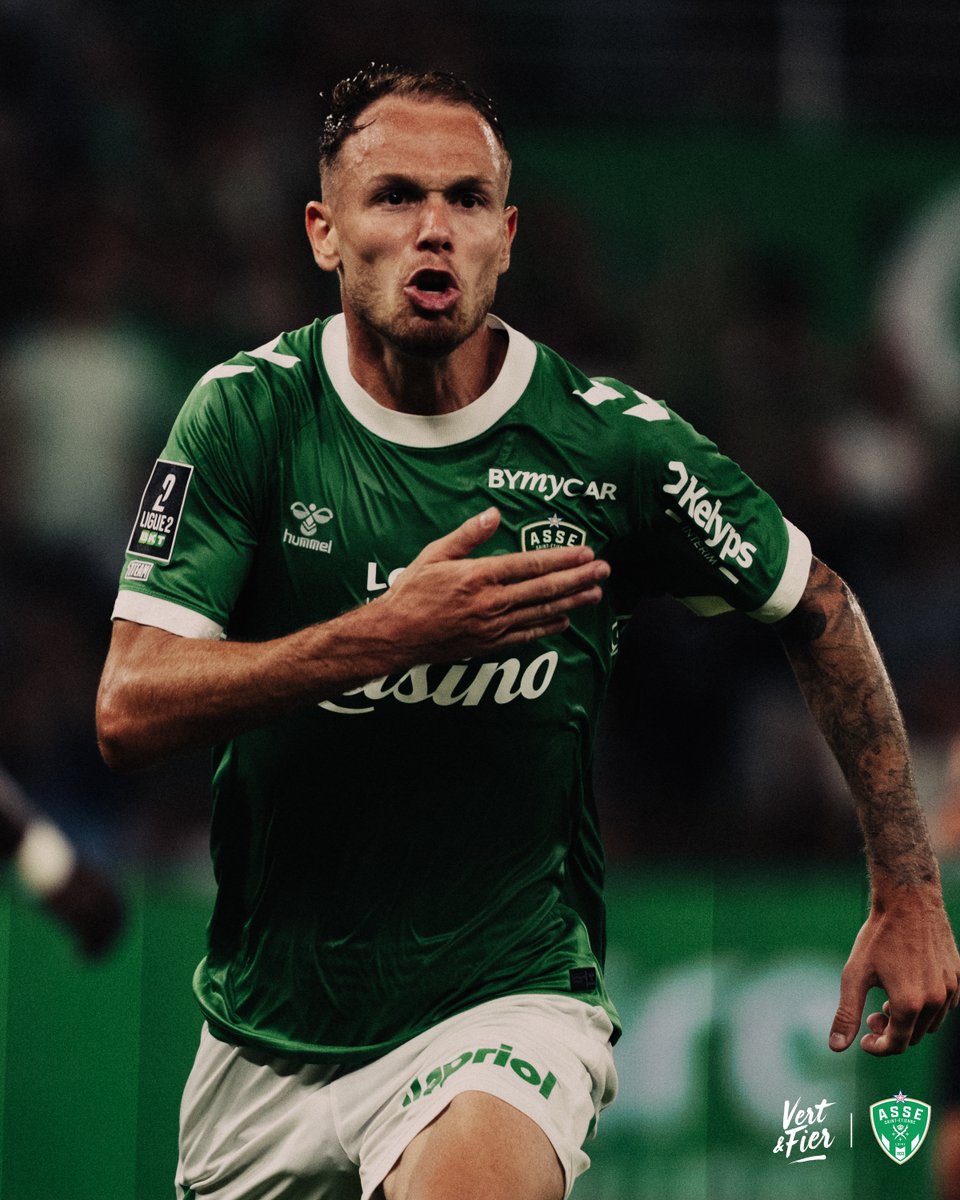 ASSEofficiel's tweet photo. La main sur le logo ! 💚 https://t.co/MglgEHKW2q