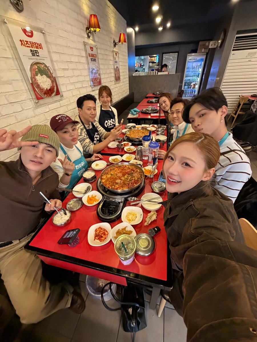 digamenu's tweet photo. 明日やろうは馬鹿野郎って言うけど、今日はもう休みたい。 🌧️😎
okzP https://t.co/6FqkCoFhye