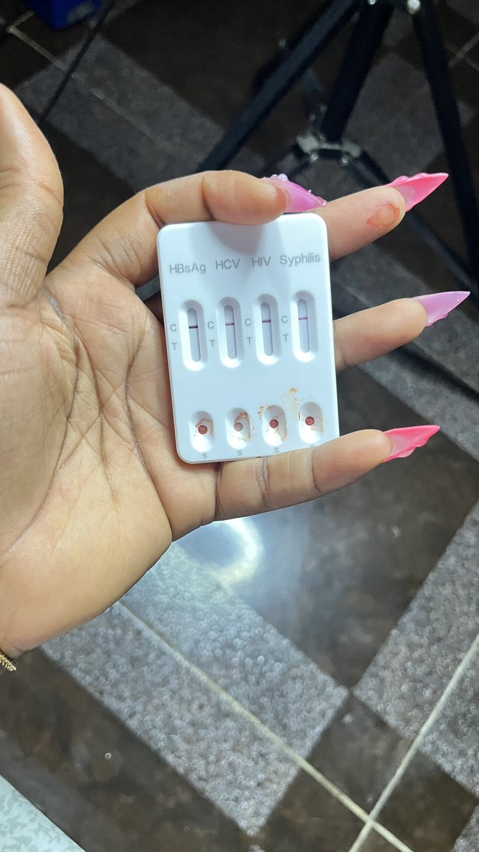 TifeQween's tweet photo. VENCHECKER rapid test kit 💕
Test for 4 STIs from the comfort and privacy of your home 🤗 https://t.co/syVd5wLRxF