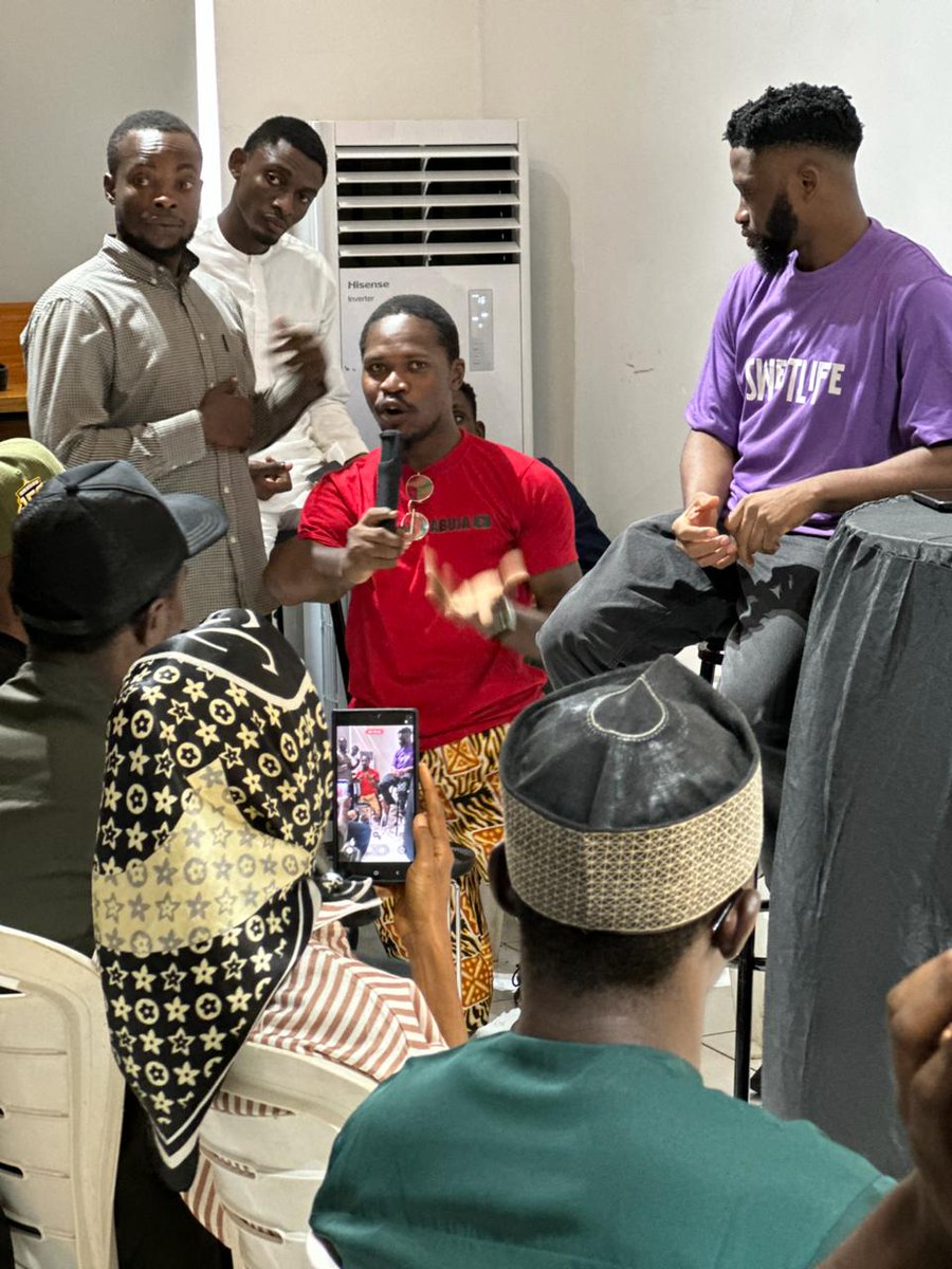 devcircles_'s tweet photo. Nigeria and Africa have no shortage of tech talent.

The bigger challenge is access.

That's one of the reasons we started DevCircles: to build local tech communities where people can connect, learn, collaborate, and grow.

Talent is everywhere. Access should too

#DevCircles https://t.co/0KpLW1zBgy