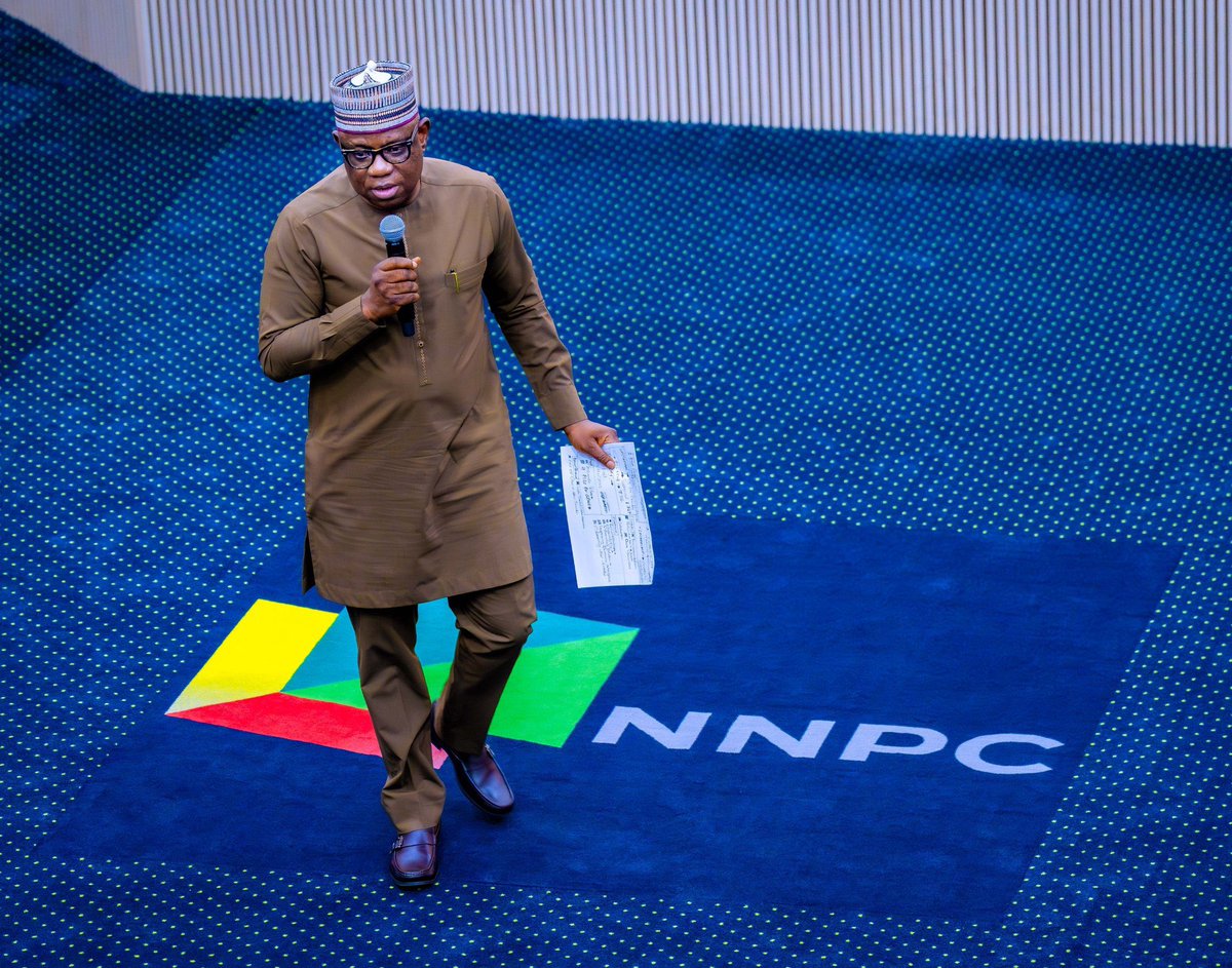 UmarMeremi's tweet photo. Engr. Bashir Bayo Ojulari’s leadership at @nnpclimited has brought renewed hope, confidence, &amp; encouragement, strengthening the company’s resolve to pursue a more ambitious &amp; sustainable path. 

His strategic approach has fostered an environment where opportunities, partnerships, https://t.co/U3aggak6q8