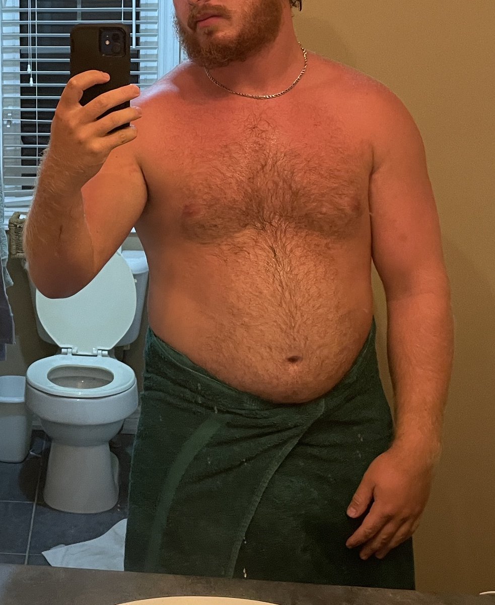 Exjock_77's tweet photo. Shower thickness https://t.co/CqcXXi1xqu