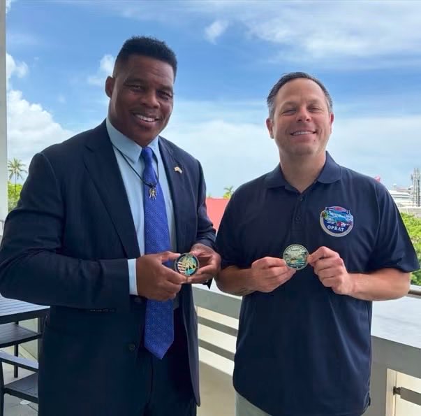 USEmbassyNassau's tweet photo. #FacesOfTheMission | Feature Friday

Shout out to OSC Kevin Hoxworth, this week's Face of the Mission at U.S. Embassy Nassau!  Kevin is a Chief Operations Specialist in the U.S. Coast Guard who loved The Bahamas so much during his first tour from 2010 to 2014 that he came back to work with us a second time.  When he is on the clock, Kevin works for Operation Bahamas, Turks and Caicos where he plays a critical role in protecting the safety and security of Bahamians and Americans in the Caribbean.  In his spare time, he also has a talent for designing challenge coins.  This year, he designed two coins for the embassy — one to mark the United States' 250th anniversary and another commissioned by Ambassador Walker to share with embassy friends and guests.  Kevin's dedication and creativity represent the best of Embassy Nassau!

#FacesOfTheMission #FeatureFriday #USEmbassyNassau