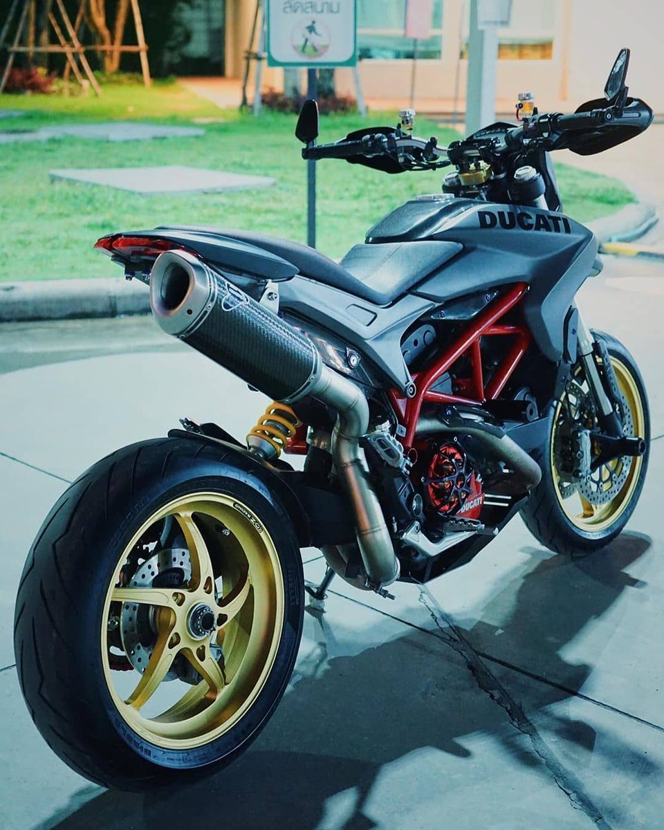 MoreMotorcycles's tweet photo. #Ducati https://t.co/u7pcQubkkJ