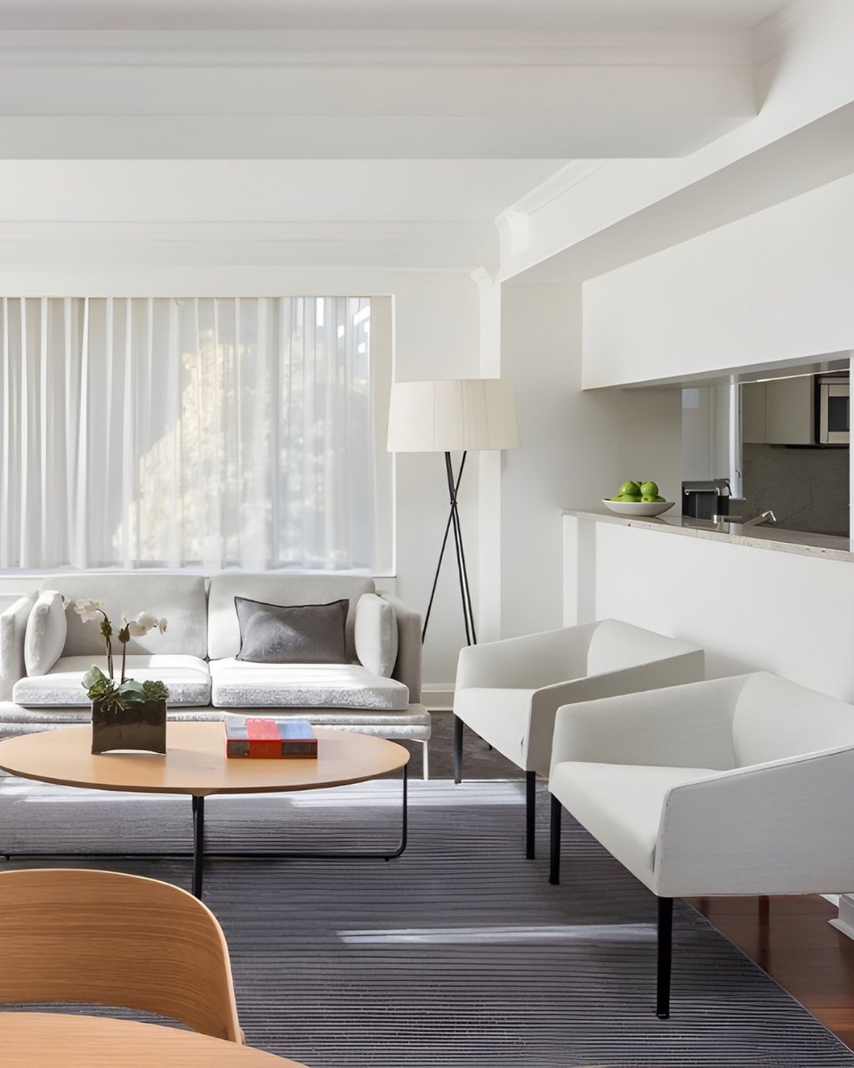 StudyUSAcom's tweet photo. POV: You got into your dream US university… but you're still looking for student apartments in the USA? 👀🇺🇸 #StudentLuxe has you covered 🤝 Fully furnished homes near top universities, no paperwork stress. 
Learn more here: https://t.co/91xc9aB6SQ 

 #StudyInUSA #InternationalStudents