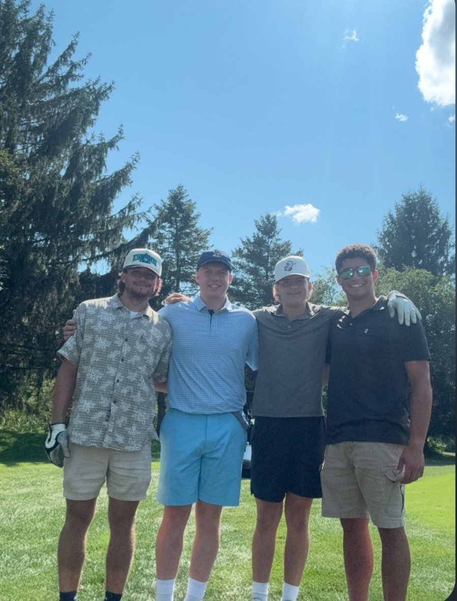 baseball_occ's tweet photo. What #occbaseball is all about. 4 high academic, high character #lazersforlife from all over still getting together 3 months after last game at Arrowhead. (L to R) Lucas Thelen (CNS HS), Frank Sgroi (Grimes), RJ Hudson (Cincinnati), Anthony Sawanec (Westmoreland). #Lazers https://t.co/8dtLCcJ7LY