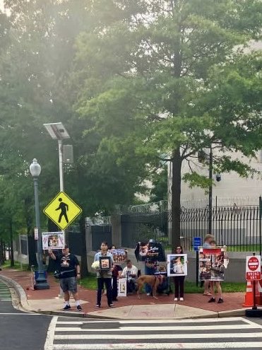 Aincident_watch's tweet photo. TODAY: Washington, DC. Chicago. Los Angeles. 🇺🇸🐾

People gathered outside Chinese diplomatic missions in three U.S. cities today to call for #JusticeForWangWang and stronger protection for companion animals in China.

These photos are from Washington, DC.

This was a peaceful demonstration — not against China, but for a brighter future for China: one where compassion, responsibility, and protection for vulnerable animals can continue to grow.

Throughout the afternoon, people were coming in and out of the embassy for meetings, including groups arriving and leaving on black buses. Embassy staff also came outside, took photos of the demonstration, and watched us from nearby.

They saw us. They saw Wangwang’s name. They saw what people were asking for.

Different cities. Same message:

Justice for Wangwang.
Protection for companion animals.
A more compassionate future for China.

Please keep sharing her story.

🎥 CHICAGO: We have footage from today’s protest and are looking for a video editor to collaborate with us on a short video/Reel.

If you edit short-form or advocacy videos and would like to help, please DM me. 🐾

#JusticeForWangWang #JusticeForWangWangAndHerPuppies #AnimalProtection #EndAnimalCruelty