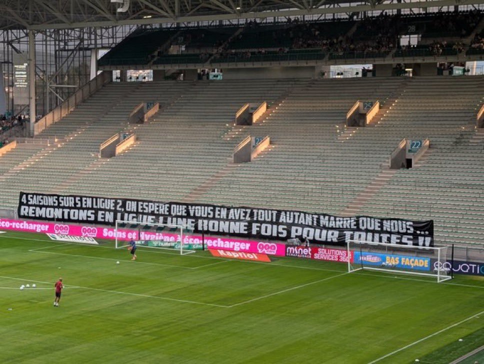 ⚡️ Il est temps de relever ce grand club pour les supporters Stéphanoi...