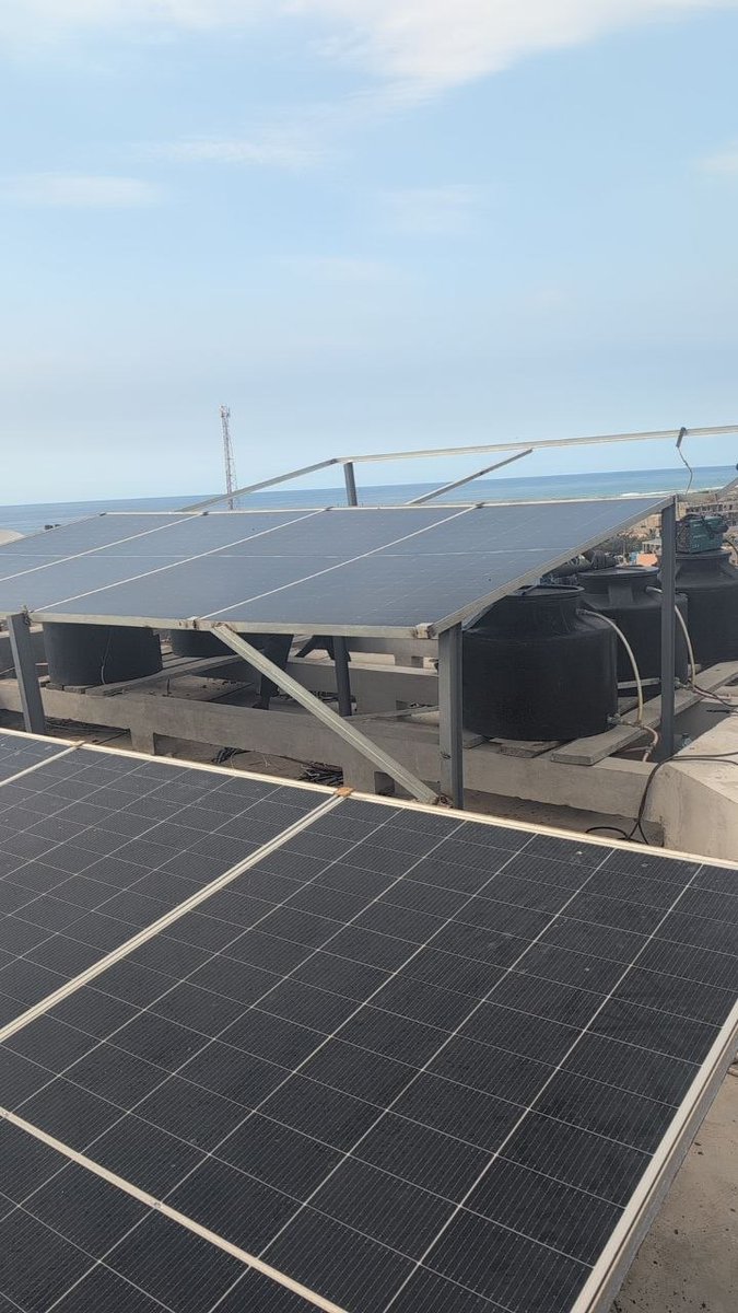 malosn's tweet photo. Et mieux, il a détecté un prob: 2 strings en // sur 1 seul MPPT (30 A vs 20 A max): → hors specs. Préconisation : répartir sur PV1 + PV2 (+3,4 kW au pic), devis client, retour lundi.
L'humain valide, l'IA exécute. C'est ça, un agent IA managé.
#AgentsIA #YaxanalEnergy #Xbitpro https://t.co/dKeWYiblMX