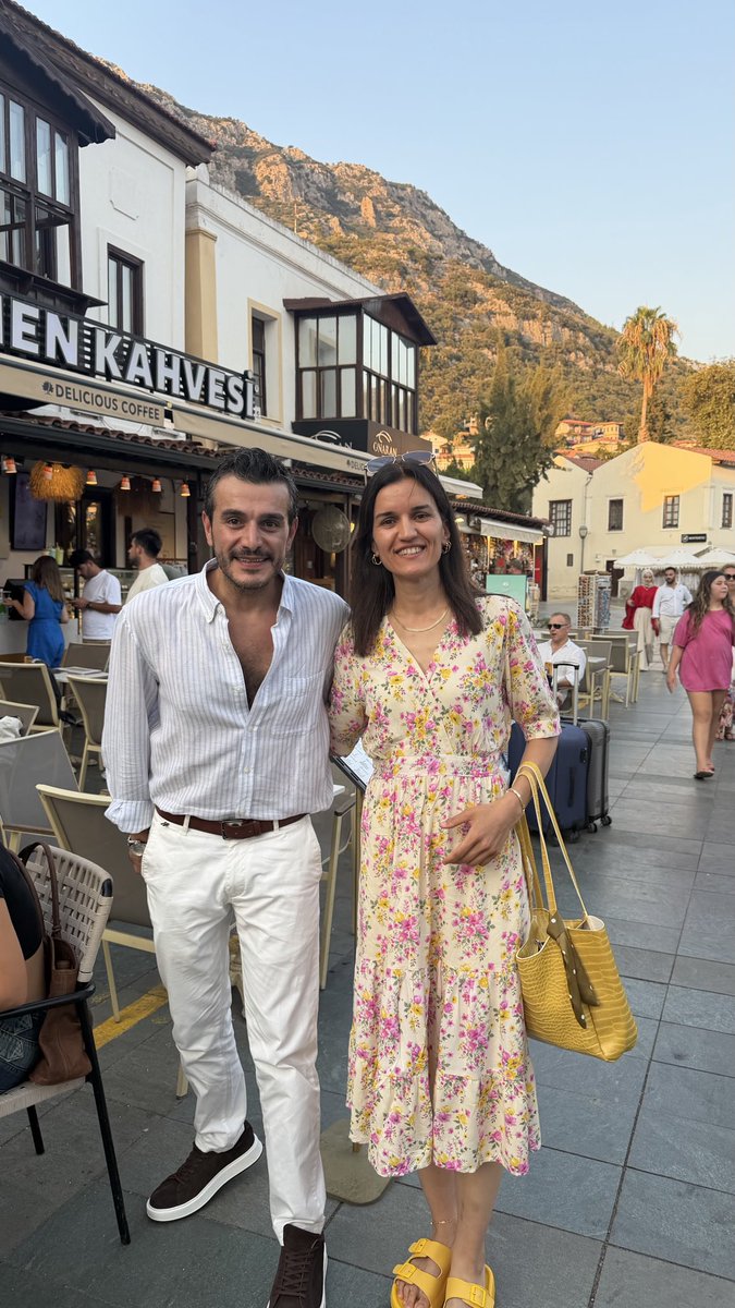 Kurttay7's tweet photo. Mütevazı bir beyefendi💙
@ucarkemal https://t.co/Pn6hkskLTs
