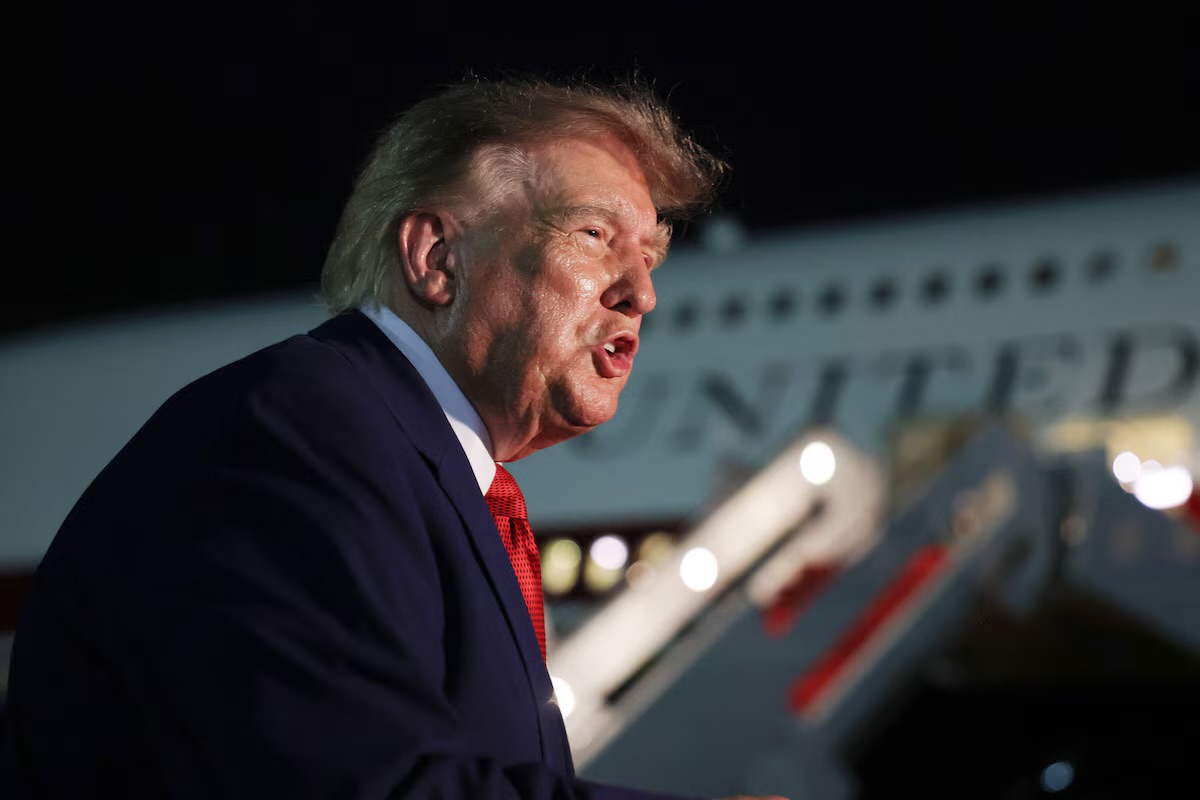 AlertesInfos's tweet photo. 🚨🇺🇸🇮🇷 ALERTE INFO | Donald Trump annonce qu’il va "bientôt" déclarer que le détroit d’Ormuz est "un territoire des États-Unis". (AFP) https://t.co/3kLoIAz6Qn