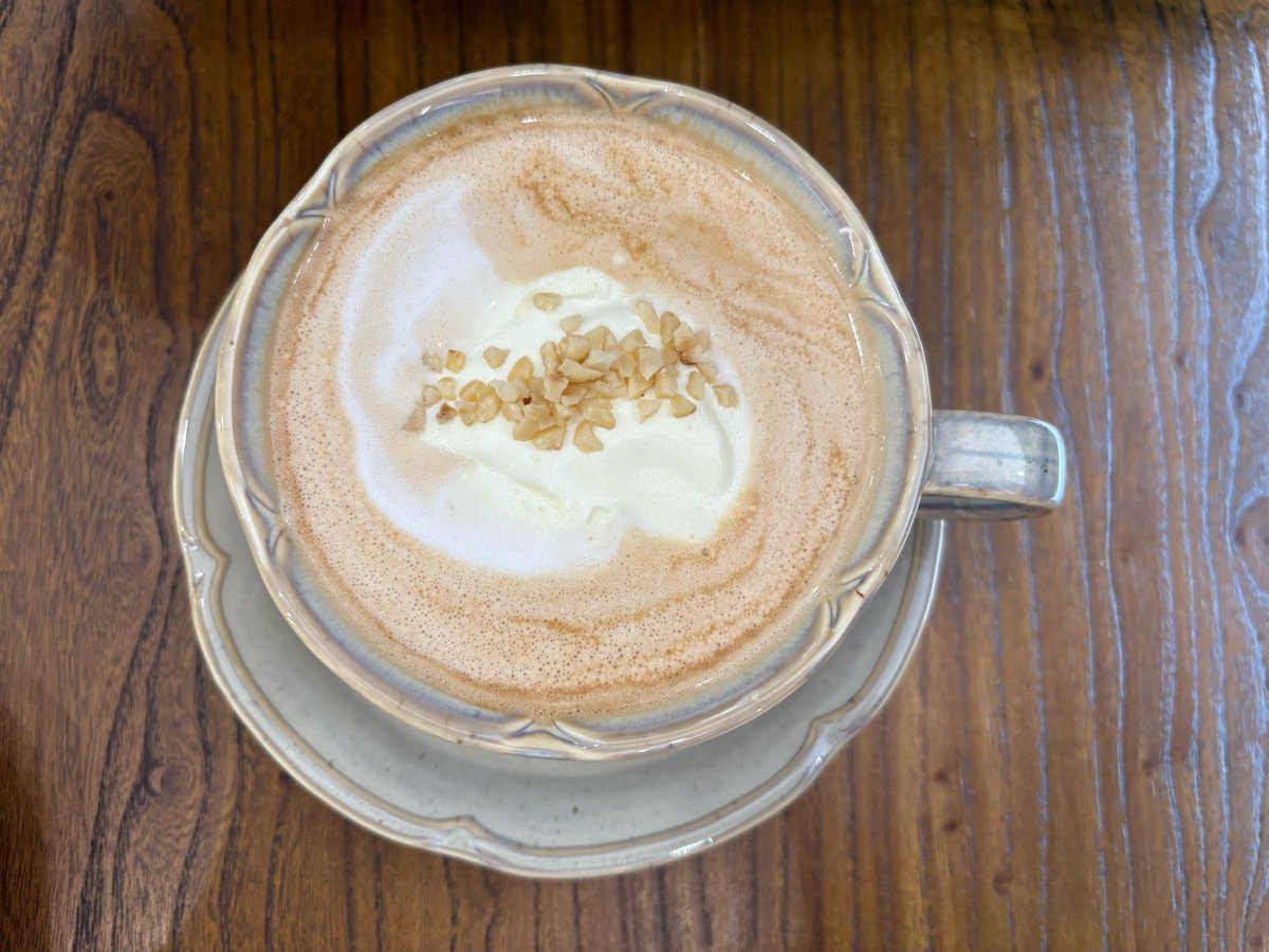 pcguru2's tweet photo. [5-minute iced matcha latte with creamy oat milk  no sugar added, perfect quick pick-me-up for your morning!] https://t.co/gea34fTU1p