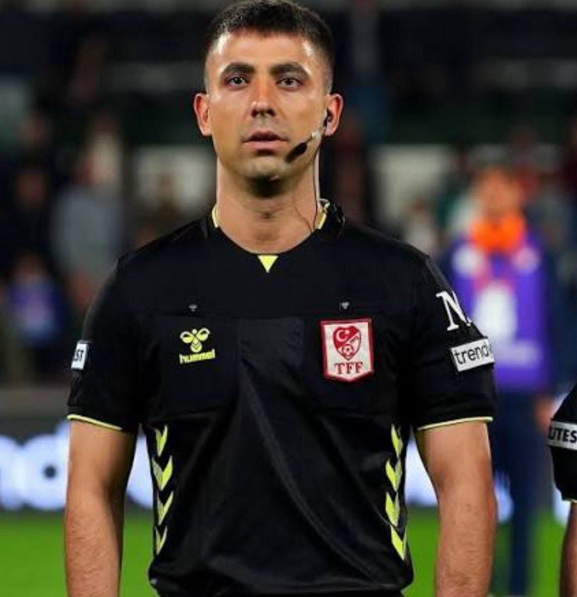 h_aloglu's tweet photo. Şu Ana Kadar  Galatasaray adına sahanın en iyisi Batuhan Kolak oldu.

Torreira’ya kırmızı kart vermedi,

Sané’ye sarı kart vermedi.

Yunus’a Kart Vermedi. 

Rakibe Kırmızı Kart Verdi! https://t.co/6W5TLkgAbm