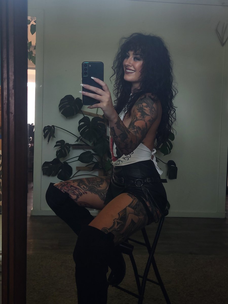 FronkinBabe's tweet photo. It's been a while https://t.co/agMwcdwjKr