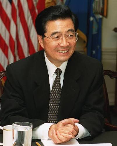 WanjunXie's tweet photo. 据传，朱镕基和胡锦涛接连死亡，尤其是习近平被怀疑是杀害朱镕基和胡锦涛的幕后黑手的情况下，社会大动荡很可能爆发，内战也很可能爆发！大的风暴正在逼近红朝帝国，正在逼近习近平的政权！ https://t.co/A34P3jKlsv