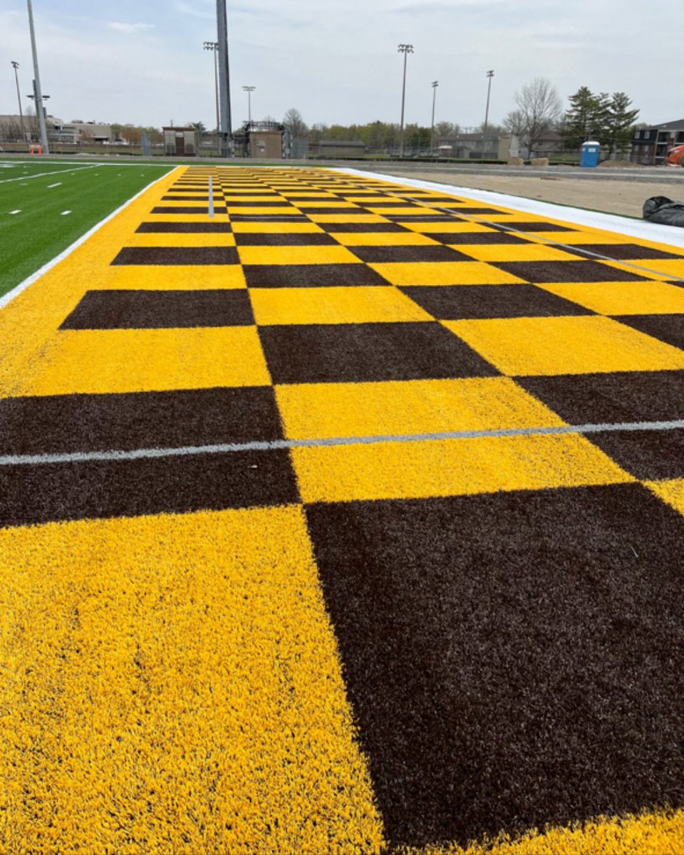 IMS's tweet photo. Speedway High School hands down has the coolest football field 😍

📸: Speedway High School https://t.co/8X1mewbblF