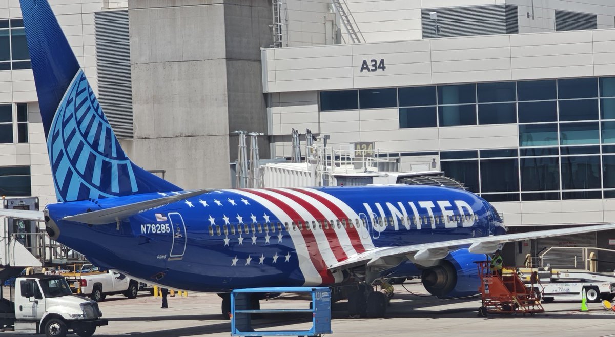 maxhocom's tweet photo. Немного @DENAirport вам в чатик
#авиация #аэропорты #самолёты #Боинг #Боинг737 #Airbus #A321 #Delta #United #Frontier #Денвер #Колорадо #США #DEN #KDEN #Xiaomi15Ultra https://t.co/oXGyJGzC25