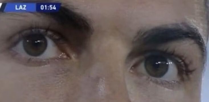 R7Cis's tweet photo. Veo en tus ojos 👀lo que Van Gogh miraba en las estrellas⭐️ https://t.co/Ome3H6hbQs