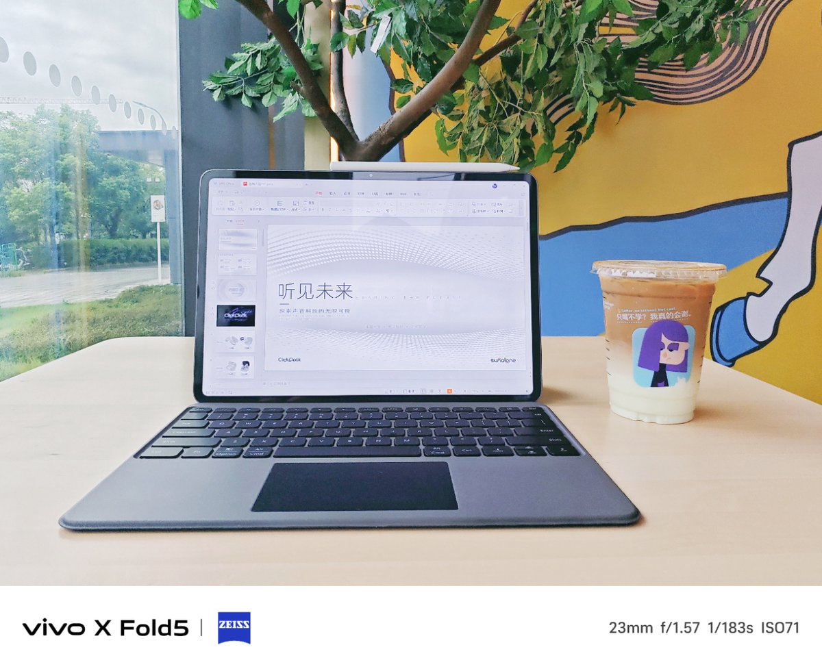 igor84208225's tweet photo. Just realized my "urgent" work email had a typo— I wrote "send coffee" instead of "send copy" to my manager. Now my desk has a random latte that tastes like office chaos. https://t.co/lF22ziJAQQ