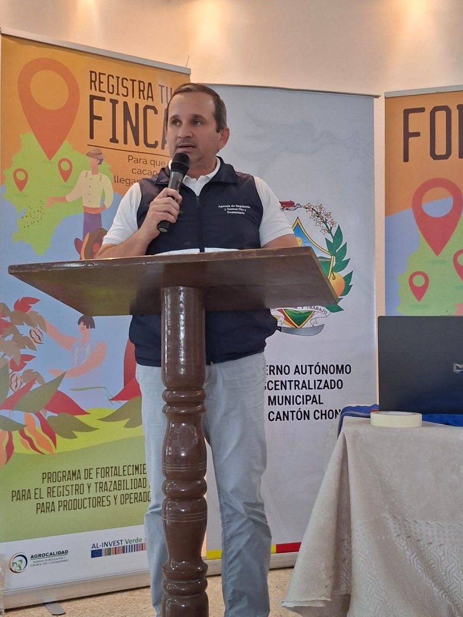 AgrocalidadZ4's tweet photo. 🌱 | #AgrocalidadCapacita

En #Manabí participamos en el foro sobre la aplicación del Reglamento EUDR, trazabilidad y uso del sistema GUIA en la cadena de valor del cacao. 

Fortalecemos conocimiento y capacidades para una gestión eficiente.

#ProtegemosElAgroEcuatoriano 💪 https://t.co/SQmpSPgswG